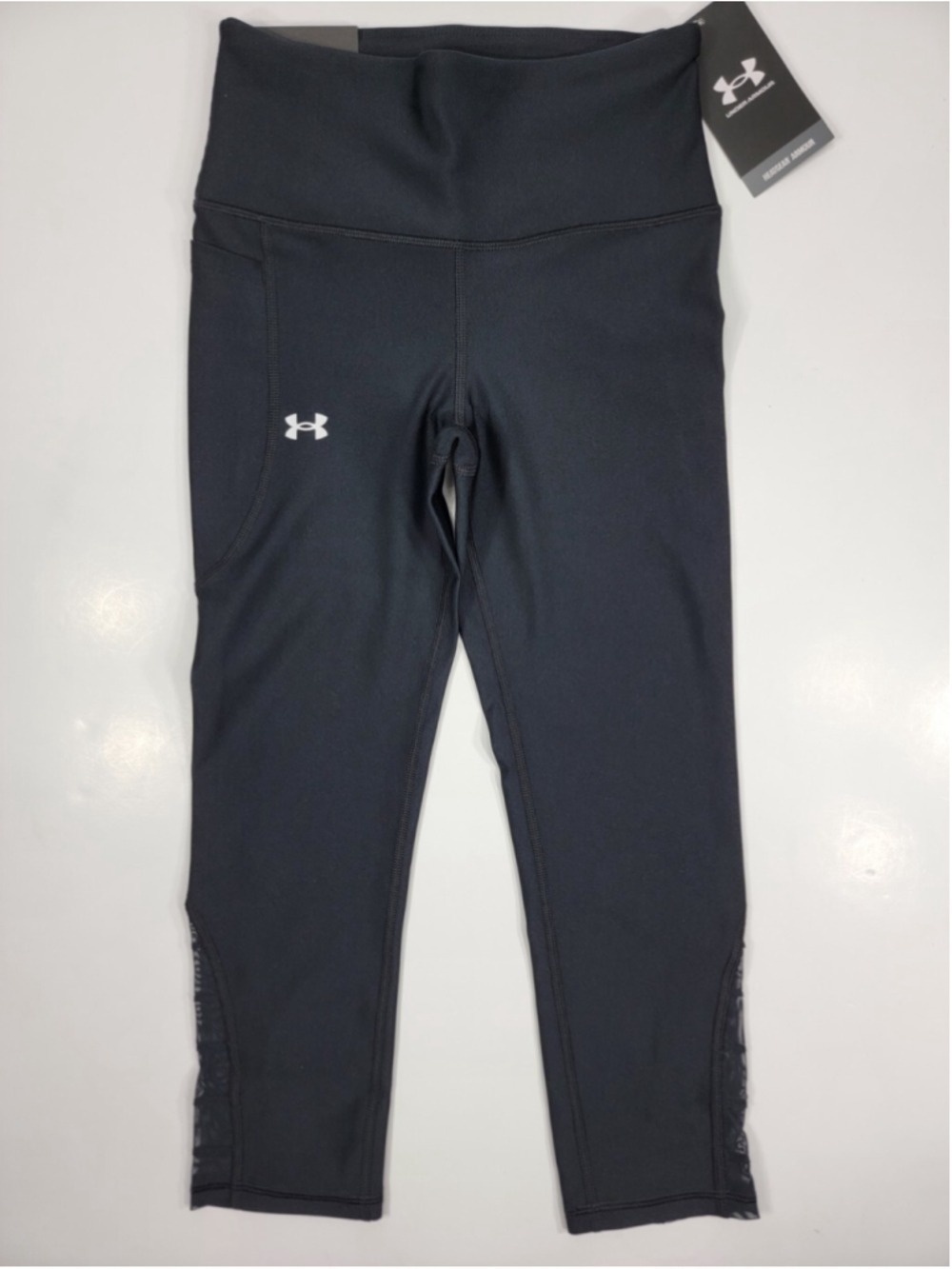 NEW Under Armour Women's Heatgear Capri Crop Legging in Black XS MSRP $50 NWT